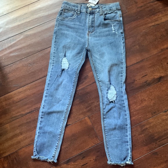 Cotton On KIDS Girls Denim - Picture 2 of 5